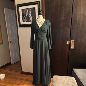 ASOS Dark Green Long Sleeve Dress brand new never been worn
